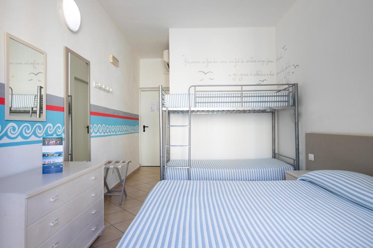 Muma Hostel SantʼAntìoco Zewnętrze zdjęcie