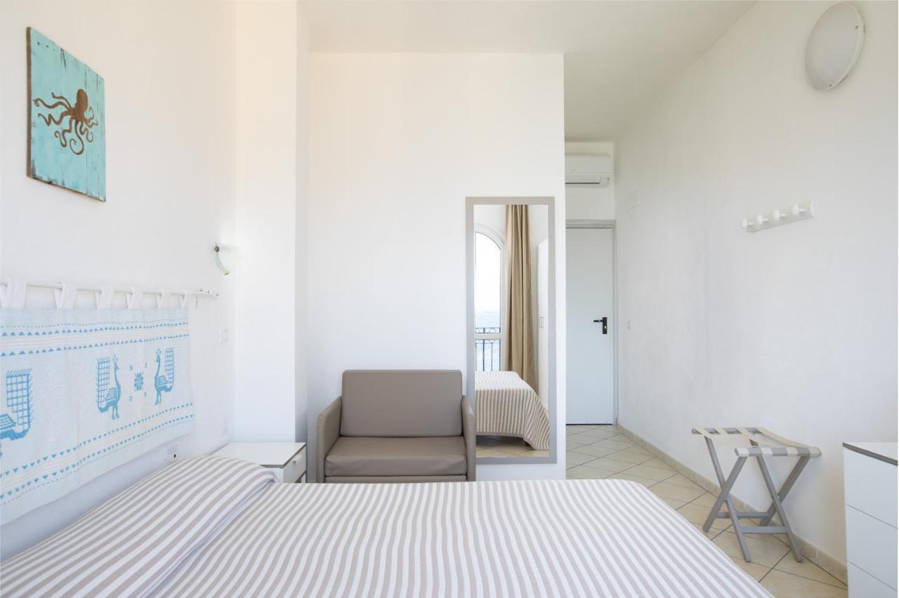 Muma Hostel SantʼAntìoco Zewnętrze zdjęcie